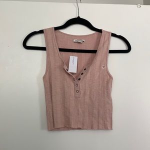 AE light pink crop top tank